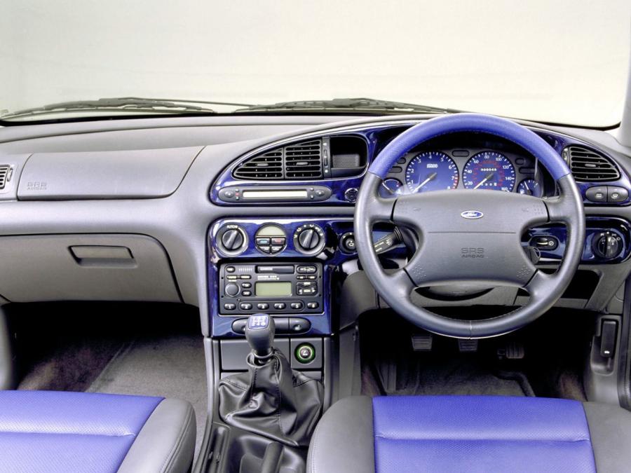  Ford Mondeo ST200 Sedan 1999 года  (фото 10 из 13)